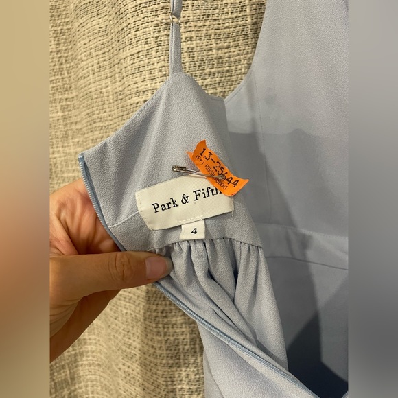 Park and Fifth - Union Dress - Pale Blue - size 4 - Picture 4 of 4